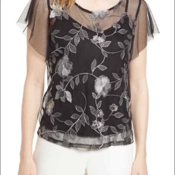 Vince Camuto Black Sheer Embroidered Floral Flutter Short Sleeve Blouse XS - Picture 4 of 6